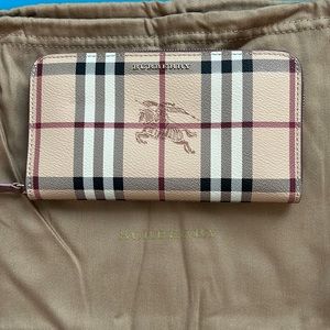Burberry Haymarket wallet